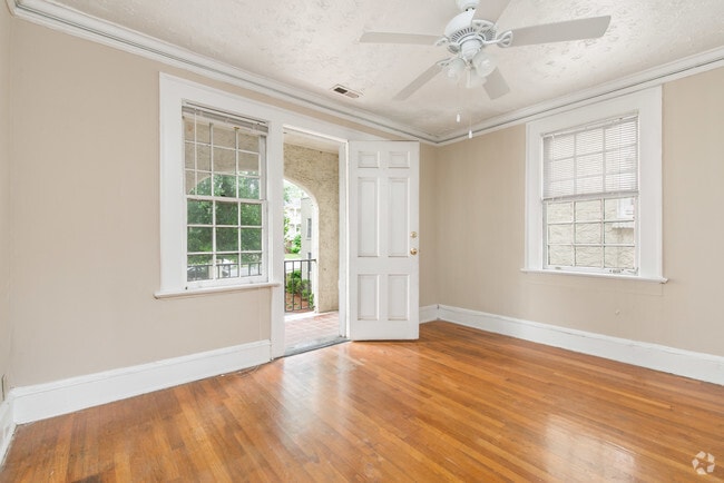 Building Photo - Spanish Oaks Apartment