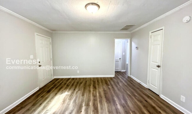 Photo - 2168 Rexford Dr