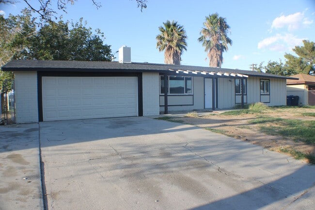 Beautiful Rental with Fireplace, Granite C... - Beautiful Rental with Fireplace, Granite C...