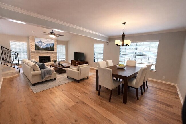 Photo - 6503 Robbie Creek Cove