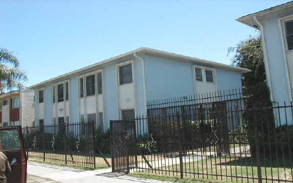 Building Photo - 4106 Palmwood Dr Rental