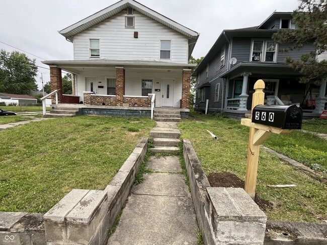 Building Photo - 560 Udell St