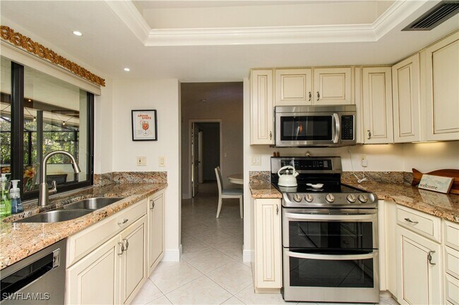 Photo - 213 Bay Meadows Dr