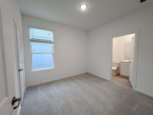 Photo - 1419 Caceres Spur