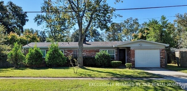 Building Photo - 8370 Red Holly Ln Rental