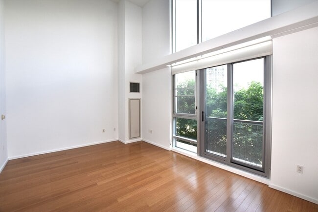 Photo - 1 Earhart St Unit 320