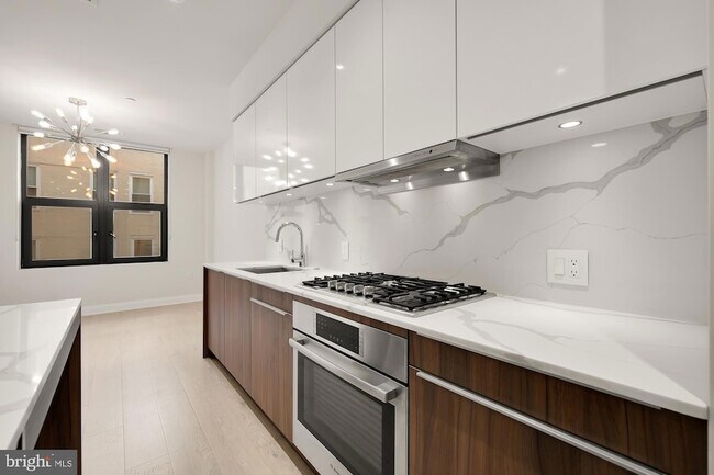 Photo - 1427 Rhode Island Ave NW Unit 402