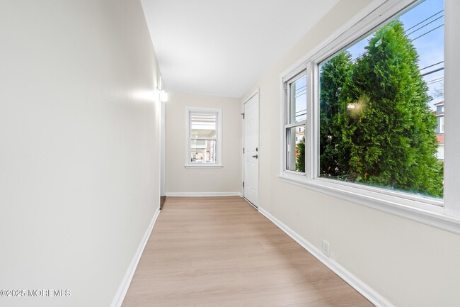 Photo - 11 Dewitt Ave House