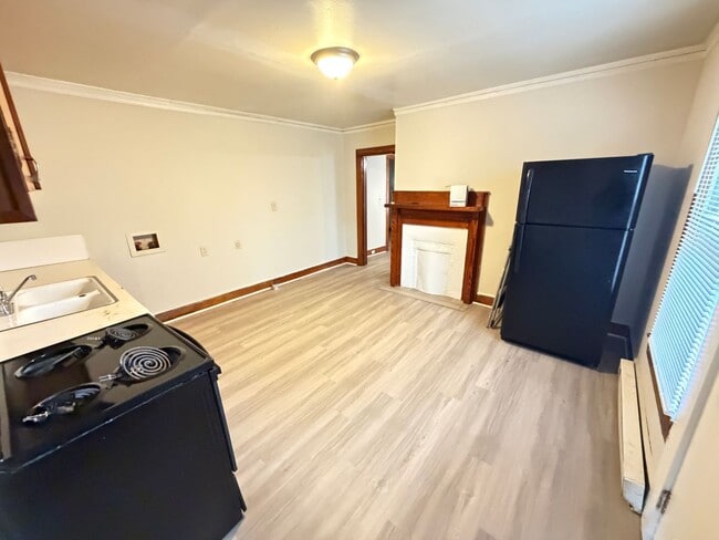 Photo - 2bd/1ba Duplex off Loop close to Downtown Kannapolis & Research Center