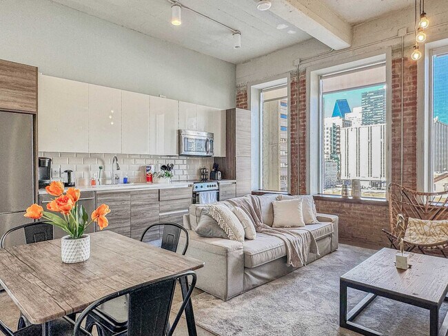 Photo - 555 Evergreen St Apartment Unit ID1231676P