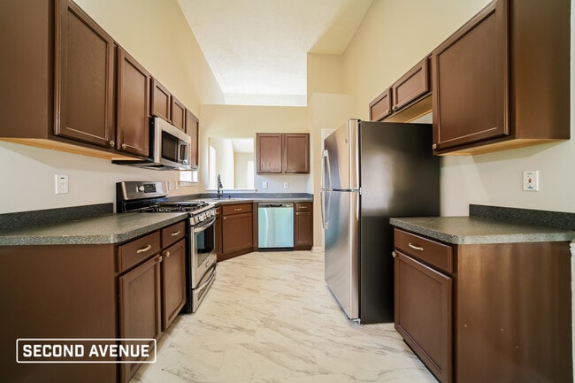 Photo - 300 Stones Throw DR