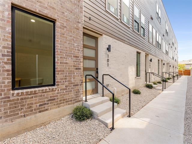 Photo - 2019 N Prairie Ave Unit 206