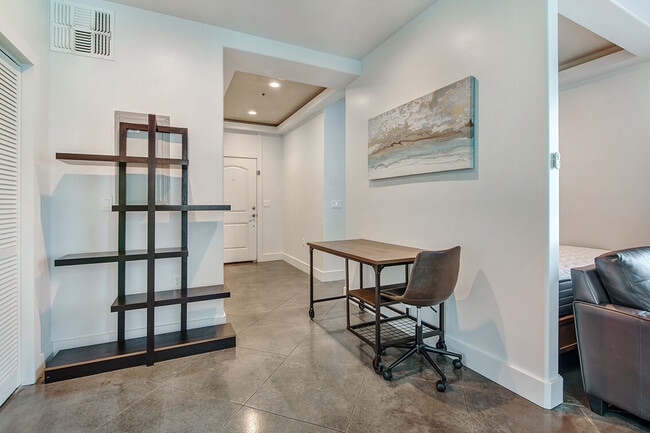 Photo - 404 Industrial Park