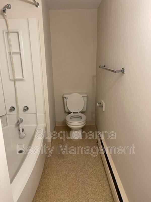 Photo - 1051 Henn Ave Unit Apt. E