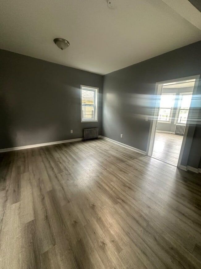 Photo - 215 Edwards Pl Unit Apt 1