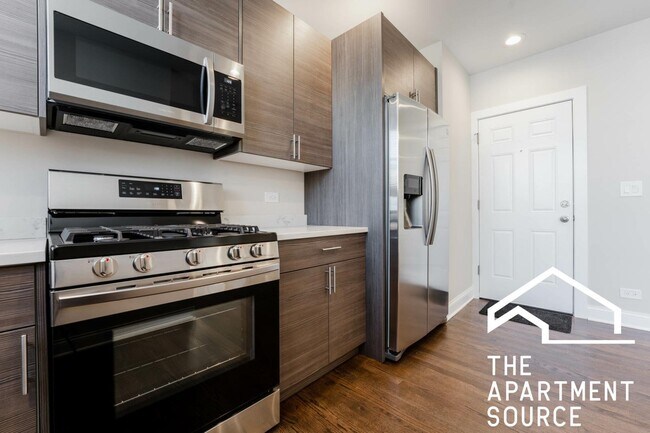 Photo - 1434 W Farragut Ave Unit 3D