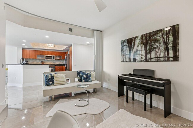 Photo - 2640 Lake Shore Dr Unit 2312
