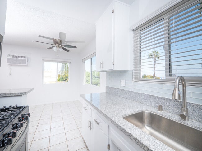 Photo - 9030 Harratt St.