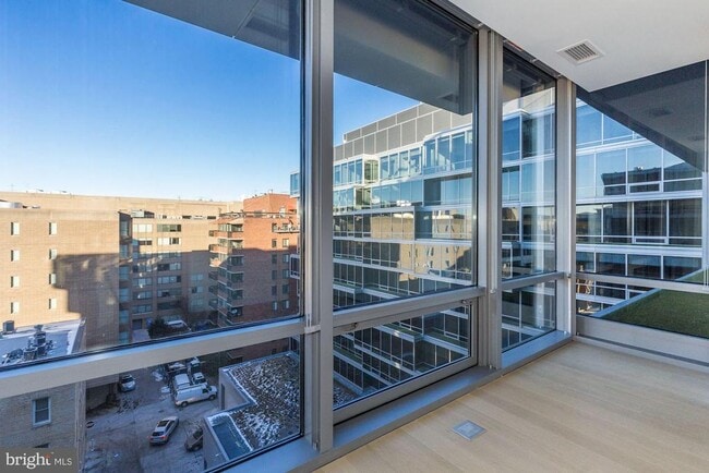 Photo - 1111 24th St NW Unit 87