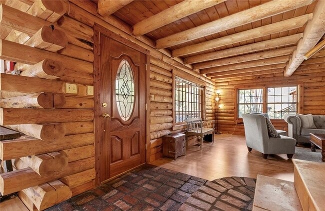 Photo - 15921 Wildwood Dr