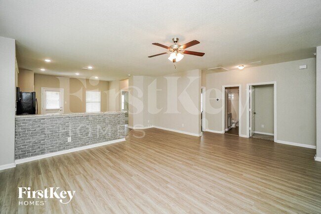 Photo - 8941 Elizabeth Pk