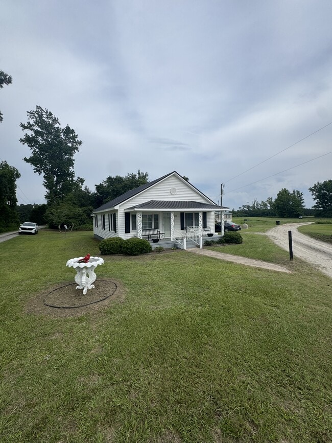 Photo - 1495 Eli Bowen Rd House