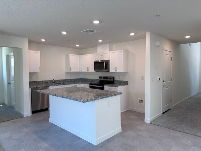 Photo - Beautiful 2024 Built 4/3 - New Subdivision!