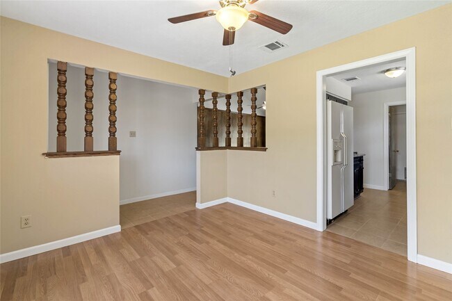 Photo - 10418 Sagemeadow Ln