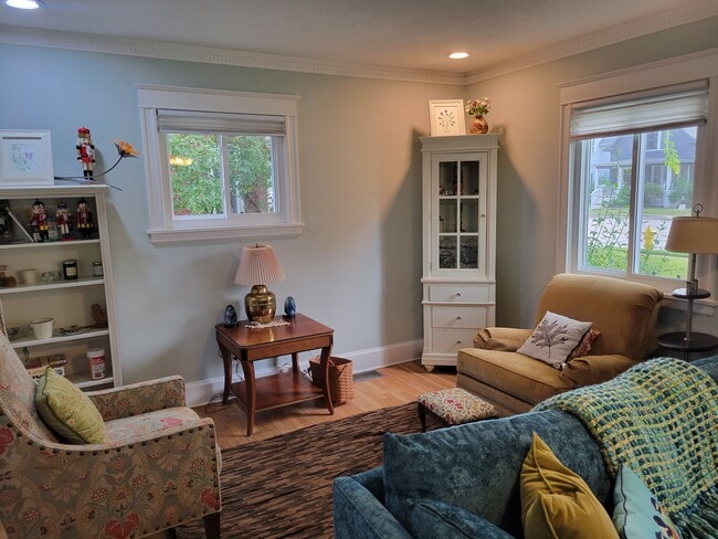 Photo - 1618 Niles Ave