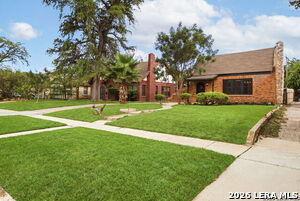 146 North Dr
