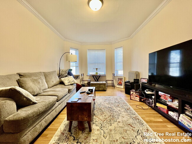 Building Photo - 1706 Commonwealth Ave Unit U14 Rental