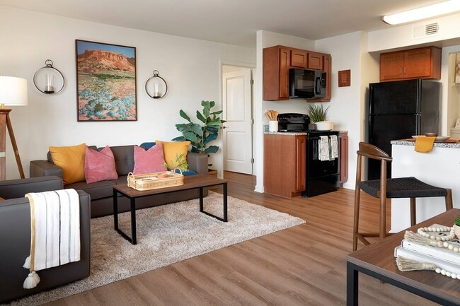 Live in style with modern open-concept layouts and fully equipped kitchens at The Preserve at Tuscaloosa. Furnished and unfurnished options available