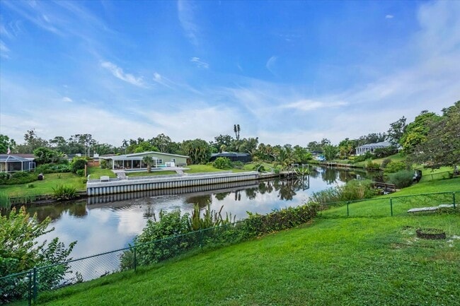 Photo - 2732 Valencia Dr