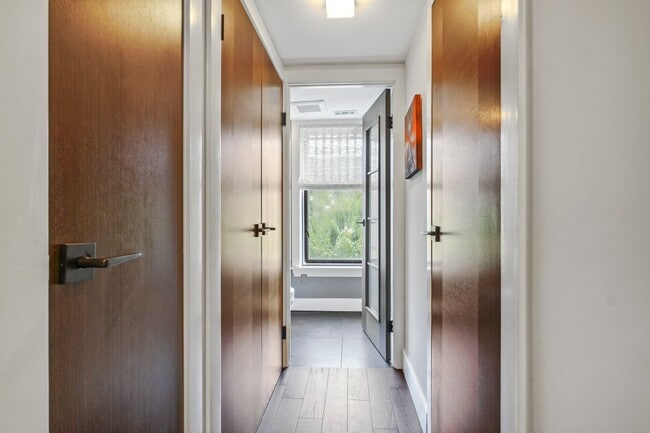 Photo - 1080 Wisconsin Ave NW Unidad #3002
