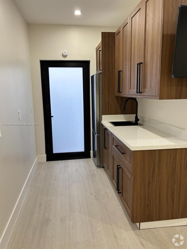 Building Photo - 13975 SW 9th St Unit 1 Rental