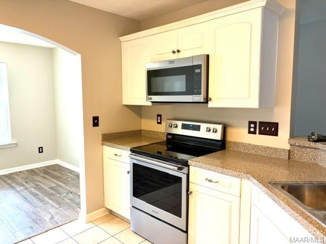 Photo - 605 Thornton Pl