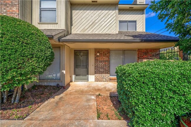 Beautiful 2 bed 2.5 bath condo home! - Beautiful 2 bed 2.5 bath condo home!