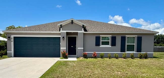 **STUNNING 4/2 HOME IN PALM BAY*** - **STUNNING 4/2 HOME IN PALM BAY***