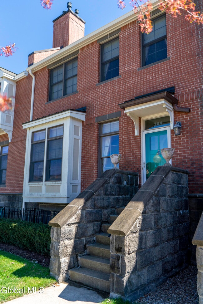 Photo - 164 High Rock Ave