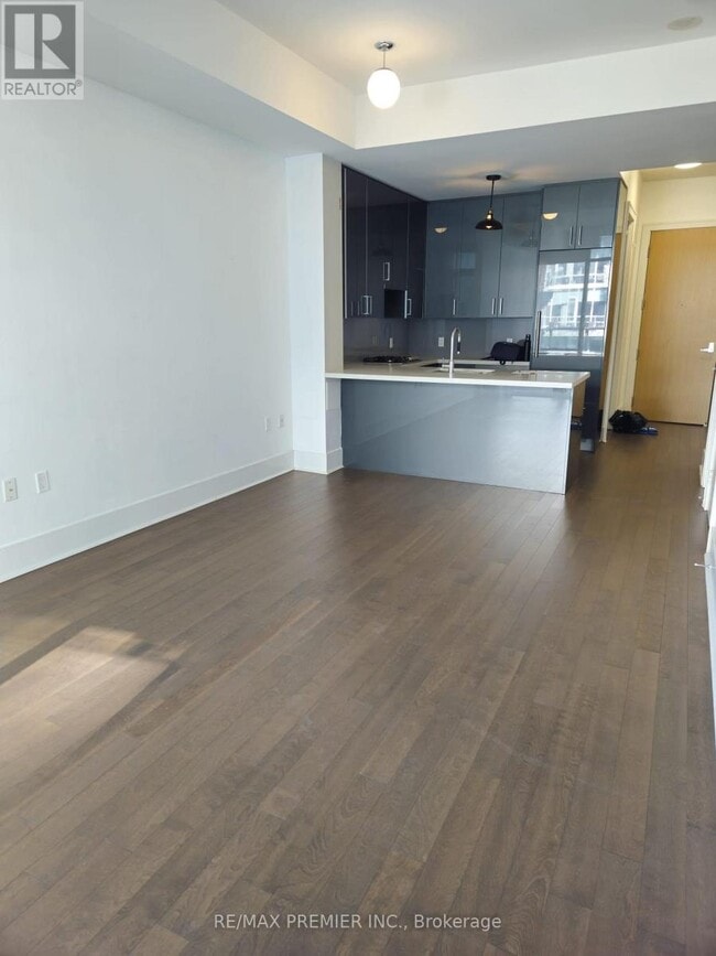 Photo - 29 Queens Quay E Unit 809