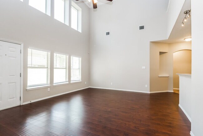 20102 Louetta Crossing Dr
