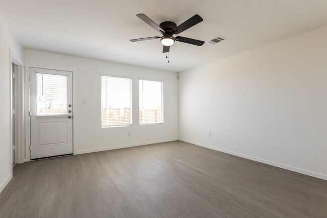 Photo - 1818 Musk Rose