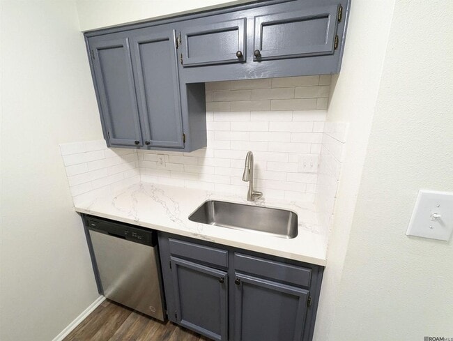 Photo - 402 Lee Dr Unidad 4B