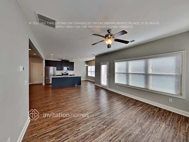 Photo - 330 Wood Point Way