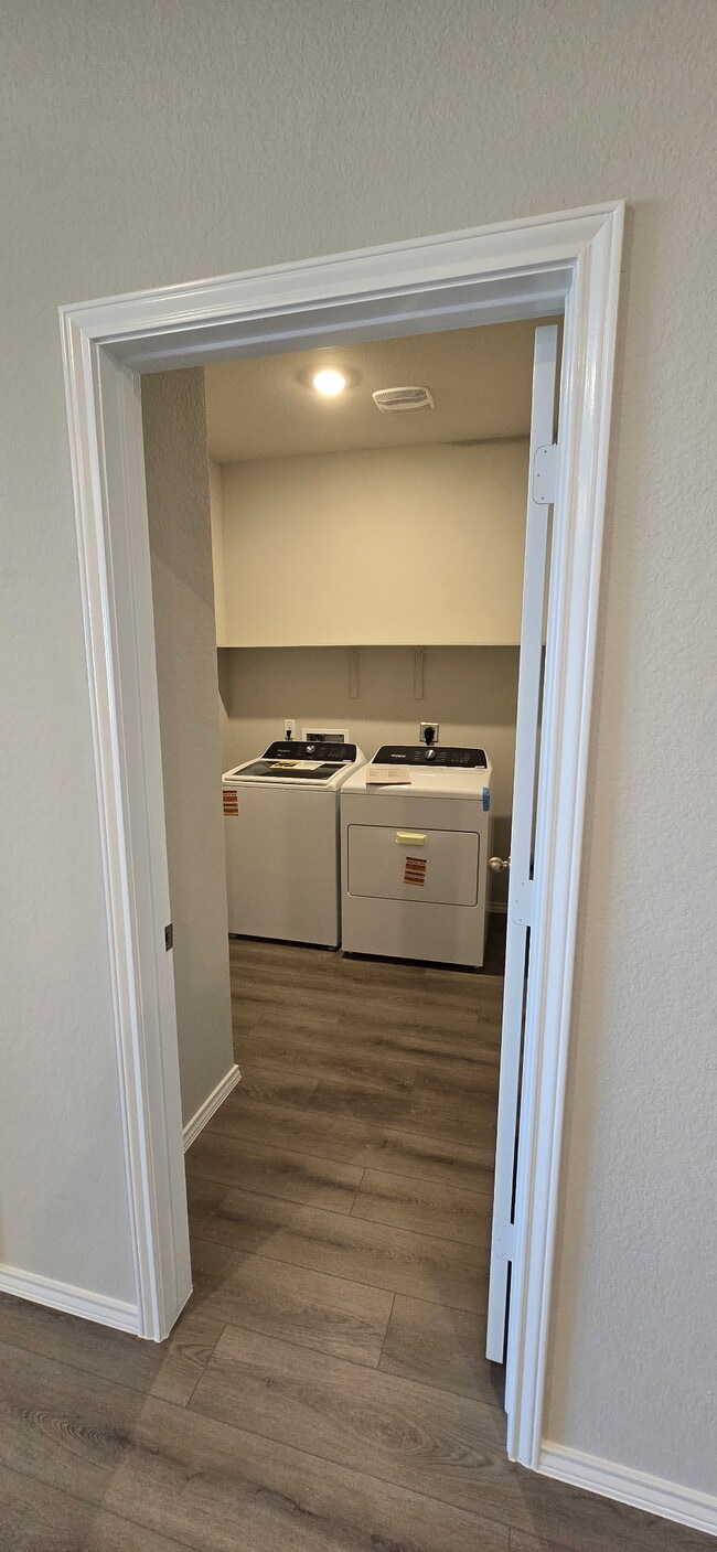 Photo - 1123 Stone Vly Rd Unidad B