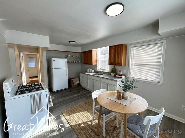 Photo - Charming 3 Bedroom 1 Bathroom now available for rent