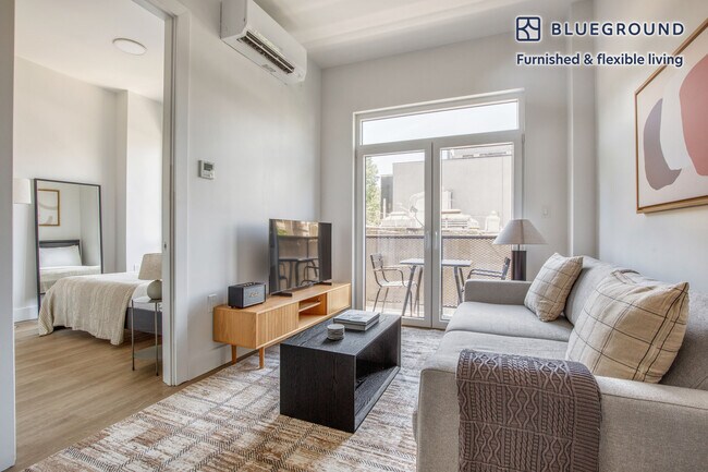 Photo - 82 4th Ave Unidad FL4-ID1513