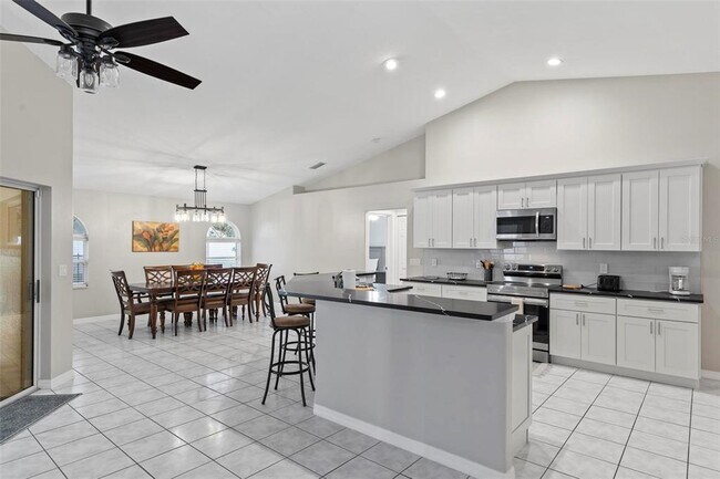 Photo - 61 Farmsworth Dr Casa