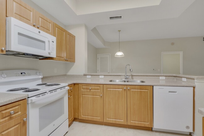 Photo - 9025 Colby Dr Unit 2111