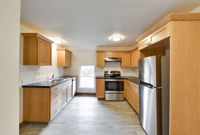 Photo - 624NW Unit Upper